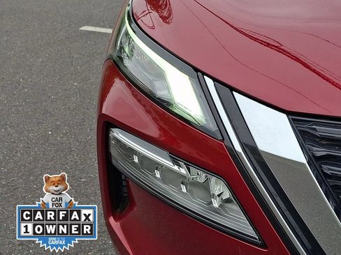 Used 2023 Nissan Rogue SV AWD/4WD image 9