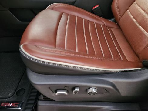 Used 2024 GMC Sierra 1500 Denali Ultimate image 21