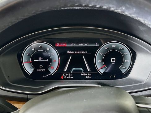Used 2021 Audi Q5 2.0T Premium Plus w/ Premium Plus Package AWD/4WD image 11