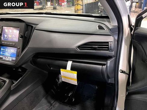 Certified 2024 Subaru Crosstrek 2.0i image 17
