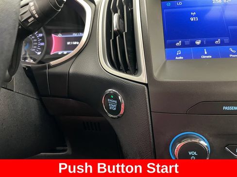 Used 2020 Ford Edge SEL w/ Cold Weather Package AWD/4WD image 5