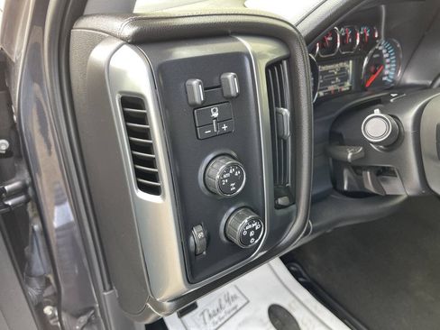 Used 2015 Chevrolet Silverado 1500 LTZ AWD/4WD image 15
