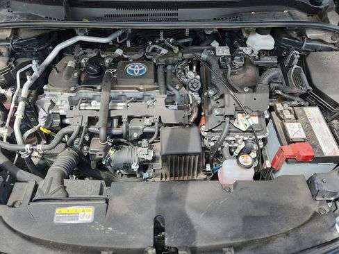 Used 2024 Toyota Corolla SE w/ Convenience Package AWD/4WD image 16