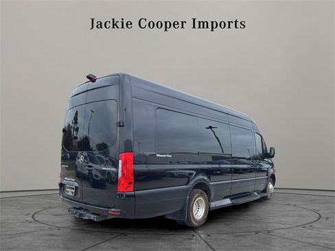 Used 2022 Mercedes-Benz Sprinter 3500 image 5