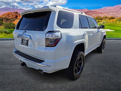 Used 2021 Toyota 4Runner Limited image 4