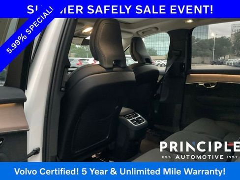 Certified 2025 Volvo XC90 B5 Plus AWD/4WD image 25