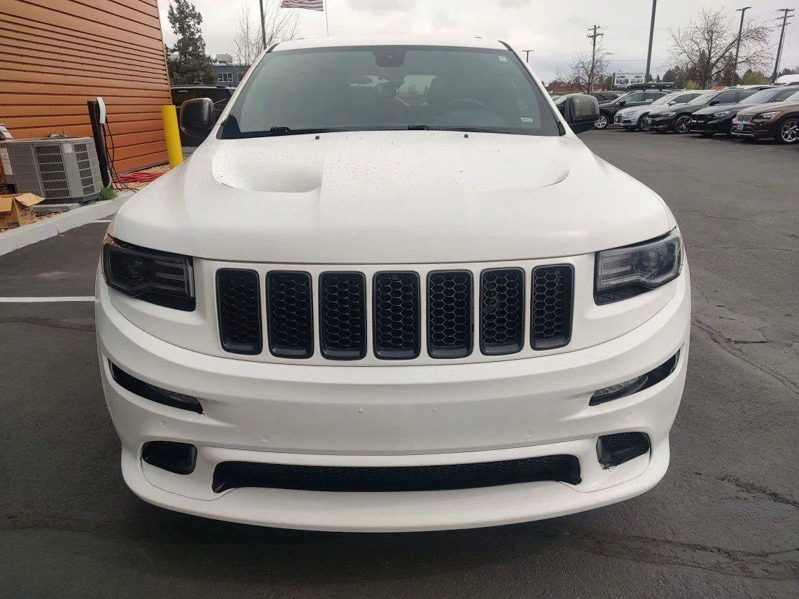 Used 2015 Jeep Grand Cherokee SRT AWD/4WD image 8