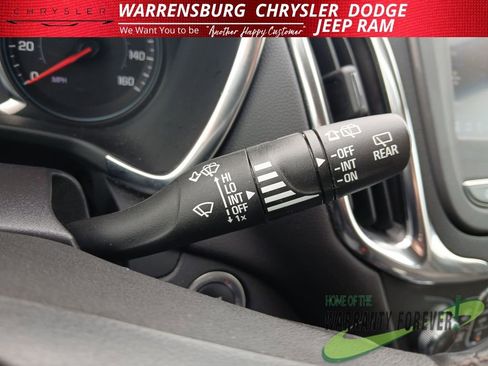 Used 2024 Chevrolet Equinox LT image 19