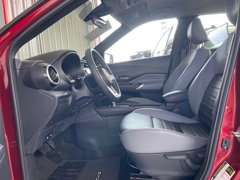 Certified 2024 Nissan Kicks SR w/ SR Premium Package FWD image 10
