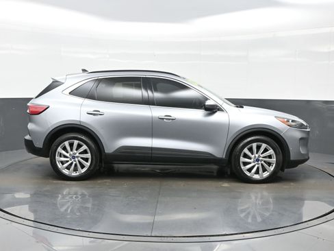 Used 2022 Ford Escape Titanium w/ Titanium Elite Package image 7