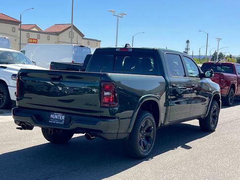 New 2026 RAM 1500 4x4 Crew Cab image 7