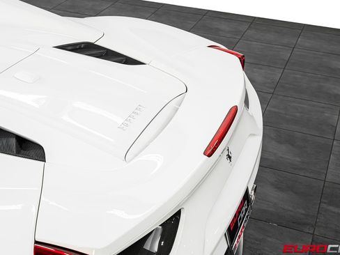 Used 2019 Ferrari 488 Spider RWD image 22
