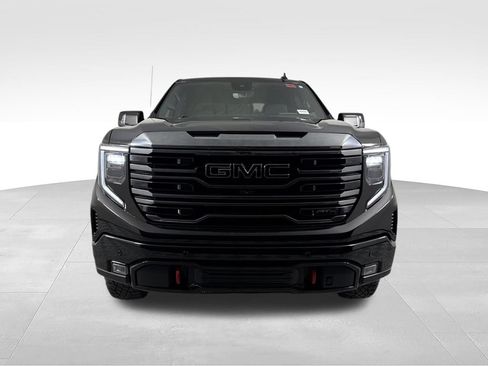 Used 2024 GMC Sierra 1500 AT4 w/ Technology Package AWD/4WD image 3