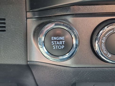 Used 2023 Toyota Tacoma TRD Off-Road AWD/4WD image 21