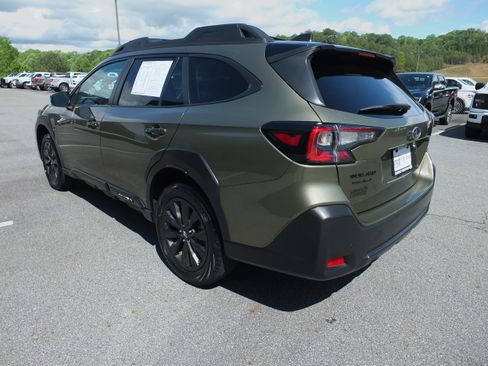 Used 2025 Subaru Outback Onyx Edition AWD/4WD image 5