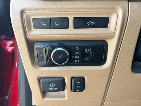 Used 2023 Ford F150 Lariat w/ Equipment Group 502A High image 17