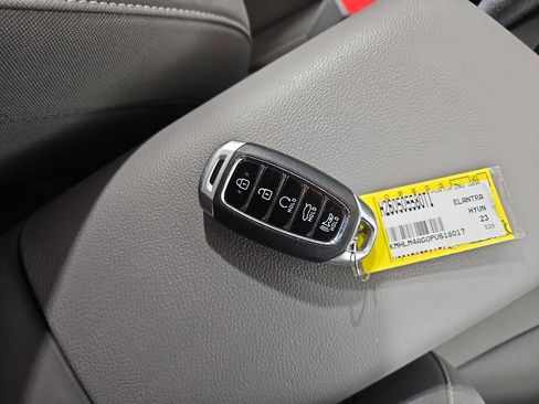 Used 2023 Hyundai Elantra SEL w/ Cargo Package FWD image 28