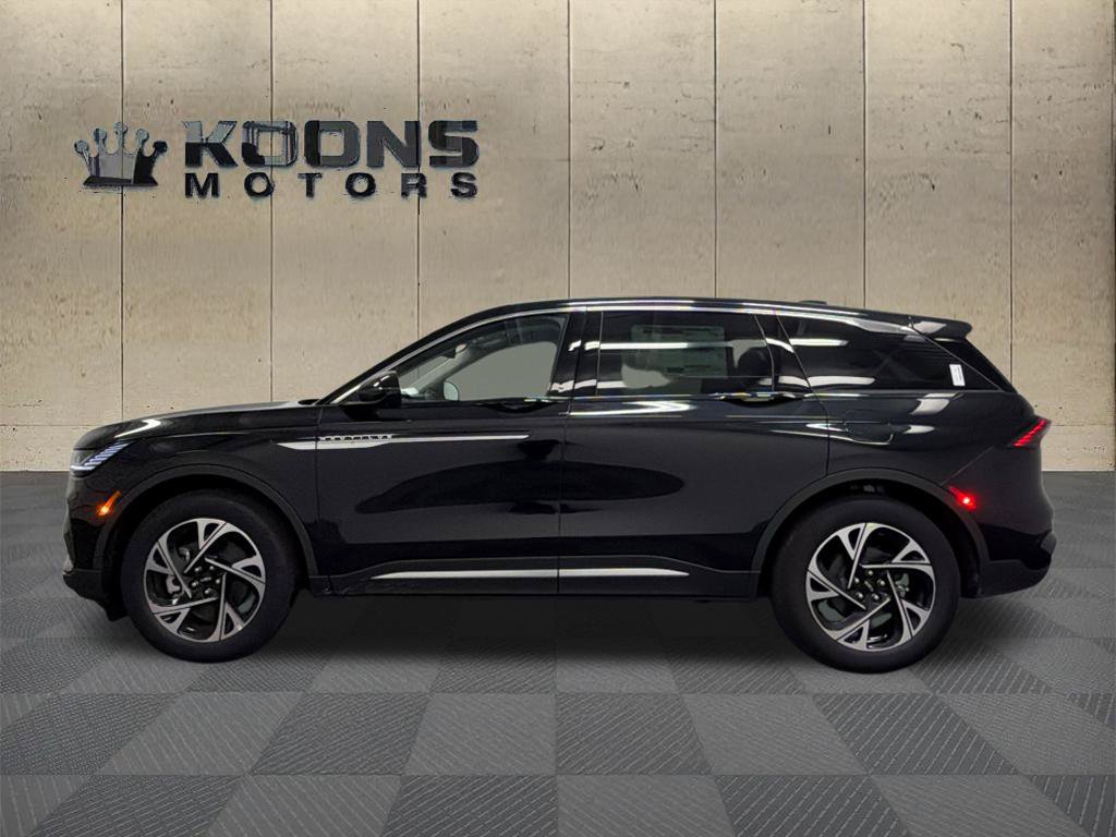 New 2026 Lincoln Nautilus Premier AWD/4WD image 4