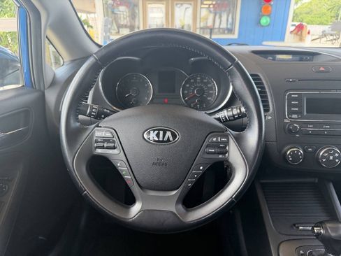 Used 2015 Kia Forte EX FWD image 15