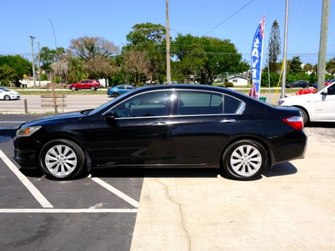 Used 2015 Honda Accord EX-L image 2
