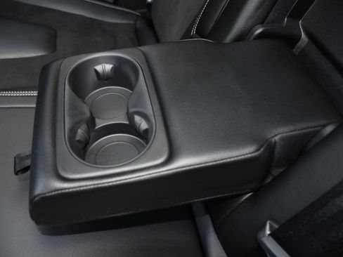 Used 2019 Ford Edge ST w/ Equipment Group 401A AWD/4WD image 19