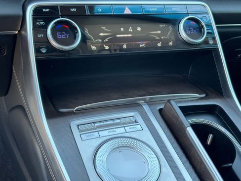 Used 2021 Genesis GV80 2.5T image 26