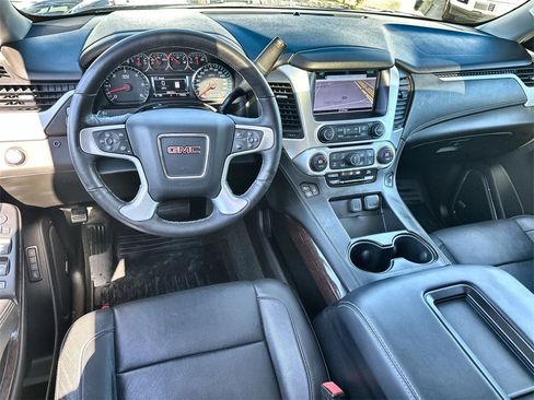 Used 2018 GMC Yukon SLT w/ Premium Edition image 20