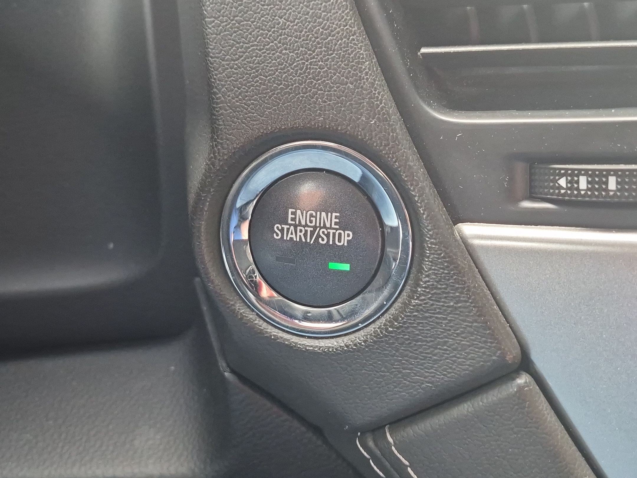 Used 2020 Chevrolet Tahoe Premier AWD/4WD image 23