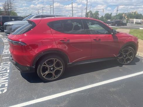 Used 2025 Alfa Romeo Tonale AWD/4WD image 3
