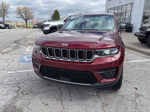 New 2026 Jeep Grand Cherokee Laredo X AWD/4WD image 11