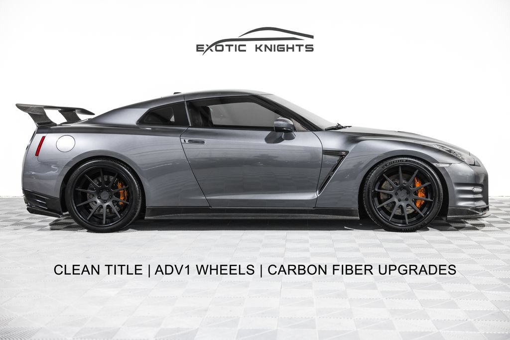 Used 2013 Nissan GT-R Premium AWD/4WD image 1