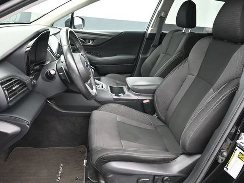 Used 2023 Subaru Outback Premium AWD/4WD image 22