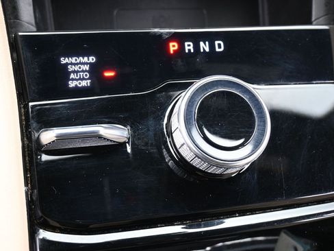 Used 2023 Jeep Grand Cherokee L Limited w/ Luxury Tech Group II image 27