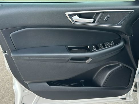Used 2019 Ford Edge SEL w/ Equipment Group 201A FWD image 19