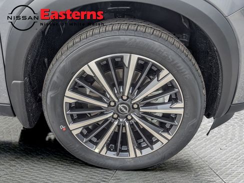 New 2026 Nissan Pathfinder Platinum w/ Cargo Package AWD/4WD image 26