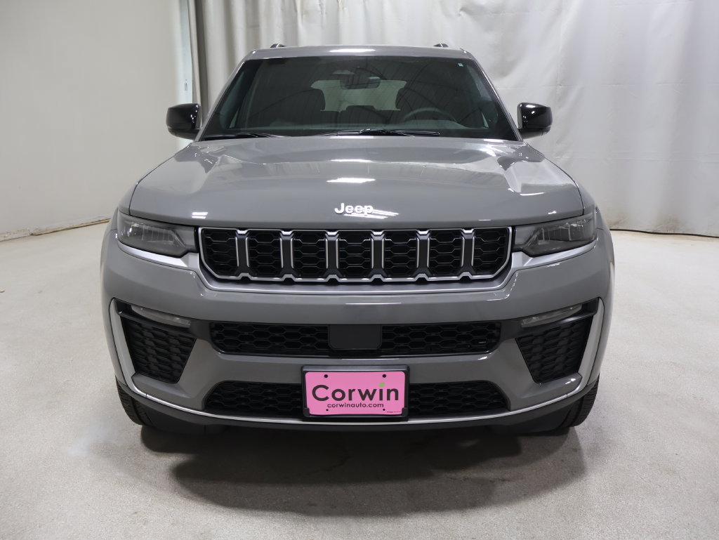 New 2027 Jeep Grand Cherokee Limited AWD/4WD image 2