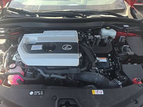 Used 2021 Lexus UX 250h w/ Accessory Package (Z1) AWD/4WD image 5