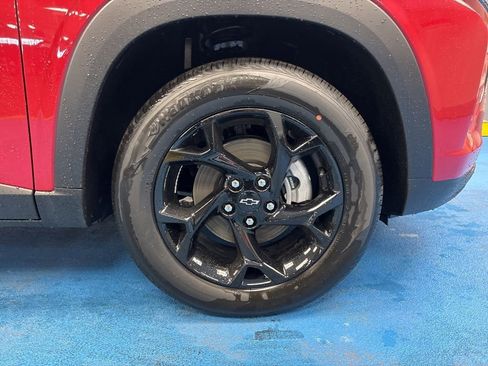 New 2026 Chevrolet Trax LT w/ Driver Confidence Package FWD image 3