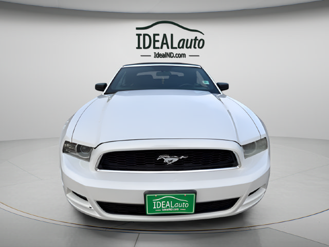 Used 2014 Ford Mustang Convertible RWD image 8