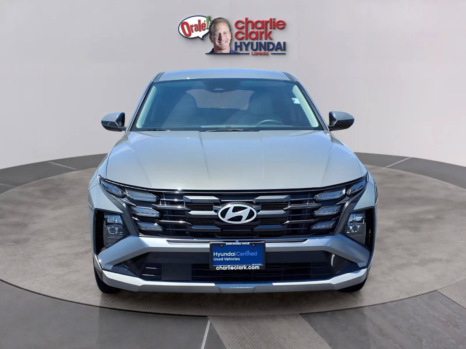 Certified 2025 Hyundai Tucson SE FWD image 8