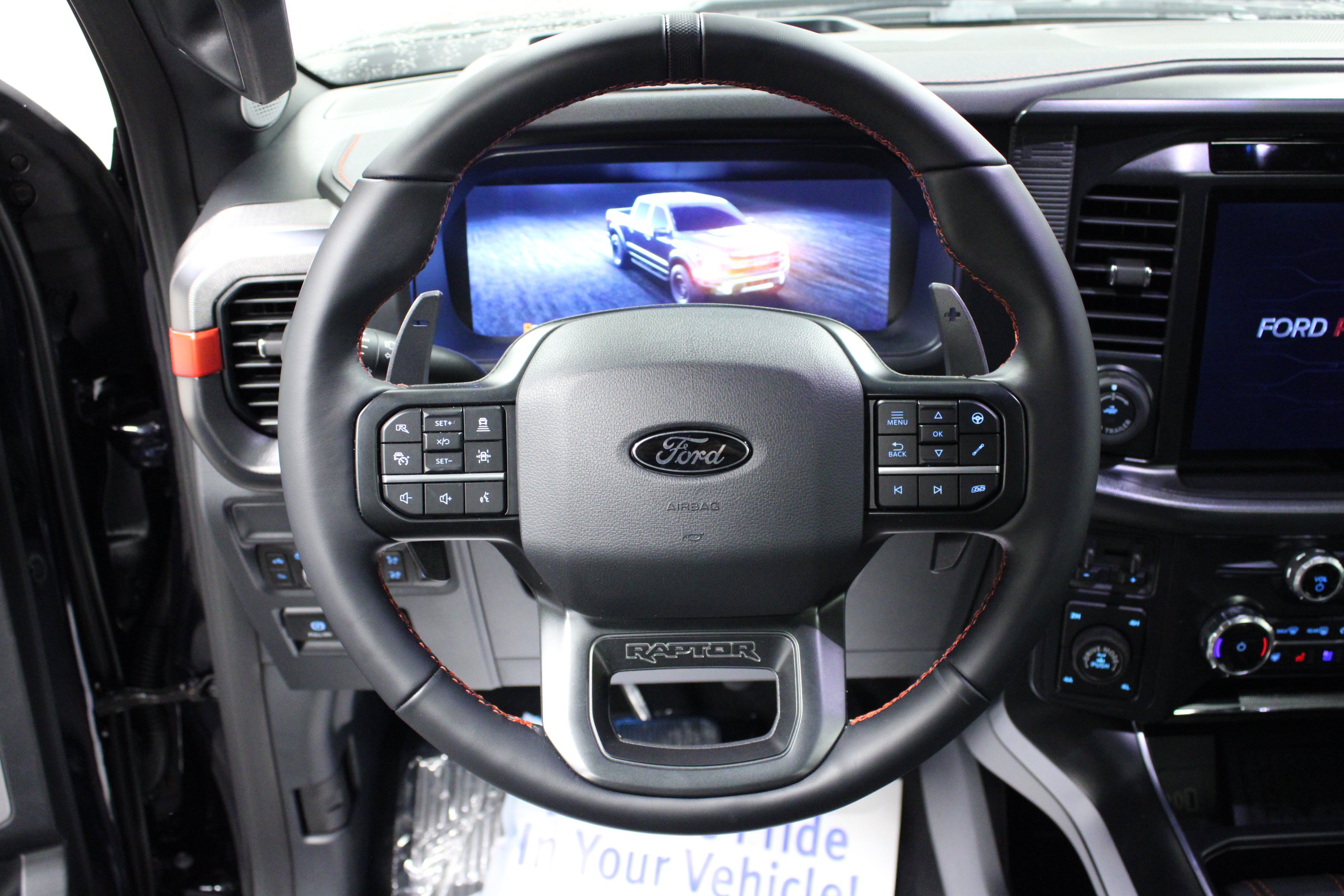 Used 2025 Ford F150 Raptor AWD/4WD image 17