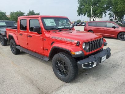 New 2025 Jeep Gladiator Sport
