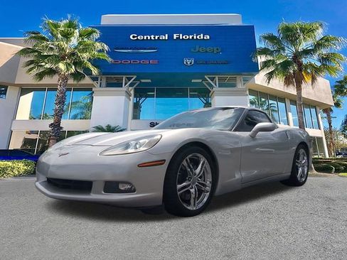 Used 2009 Chevrolet Corvette Coupe w/ Z51 Performance Package image 9