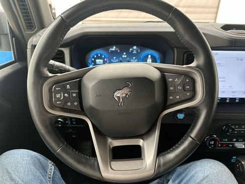 Used 2025 Ford Bronco Badlands AWD/4WD image 12