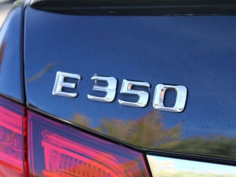 Used 2014 Mercedes-Benz E 350 Sedan image 31