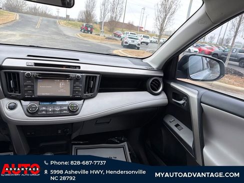 Used 2018 Toyota RAV4 XLE image 28