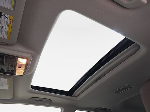 Used 2024 Toyota 4Runner Limited image 30