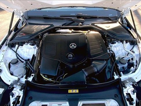 Used 2025 Mercedes-Benz E 350 4MATIC Sedan image 26