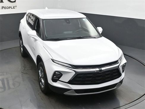 New 2025 Chevrolet Blazer LT w/ LPO, Floor Liner Package image 25