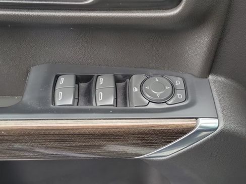 Used 2022 Chevrolet Silverado 1500 RST AWD/4WD image 17